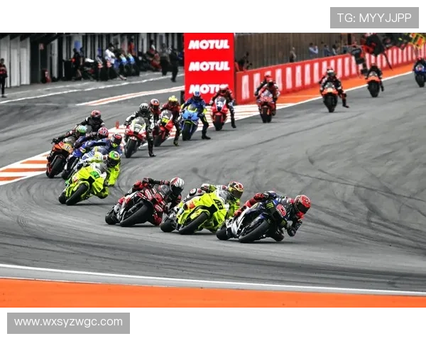 摩托车大奖赛最新动态：战术变革与新星崛起引领2025赛季风云