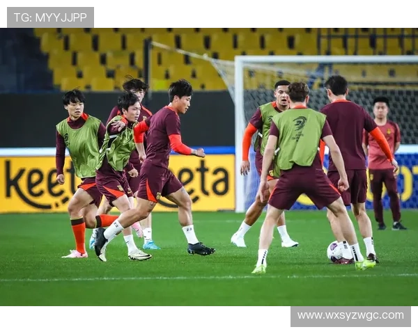 国足世预赛关键战逆境求变新帅战术调整引发热议球迷期待出线希望再燃